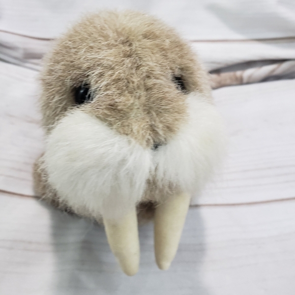 Gund Walrus Plush Stuffed Animal Fuzzy Brown 10 Inch 1986 - Picture 1 of 9